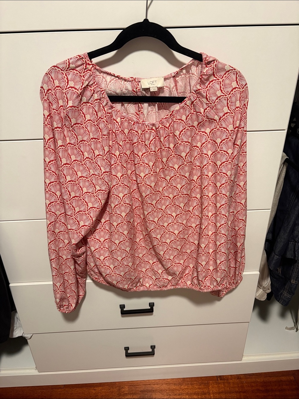 LOFT Coral-Pink Scallop Print Long-Sleeve Blouse
